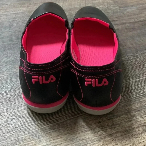 Fila Black Rubber Soled Slip On Shoes size 8 - Picture 3 of 8